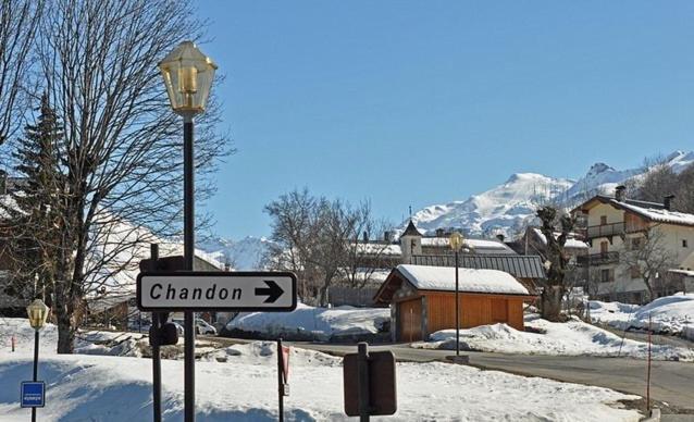 Les Allues Two Bedroom Apartment La Voute, Chandon Near Meribel - Sleeps 4 Adults Or 2 Adults And 3 Children מראה חיצוני תמונה