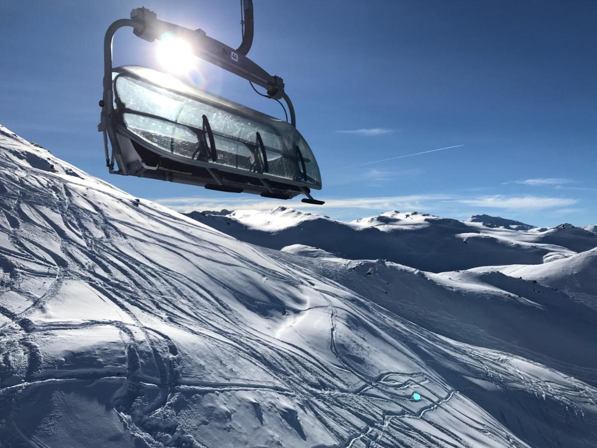 Les Allues Two Bedroom Apartment La Voute, Chandon Near Meribel - Sleeps 4 Adults Or 2 Adults And 3 Children מראה חיצוני תמונה