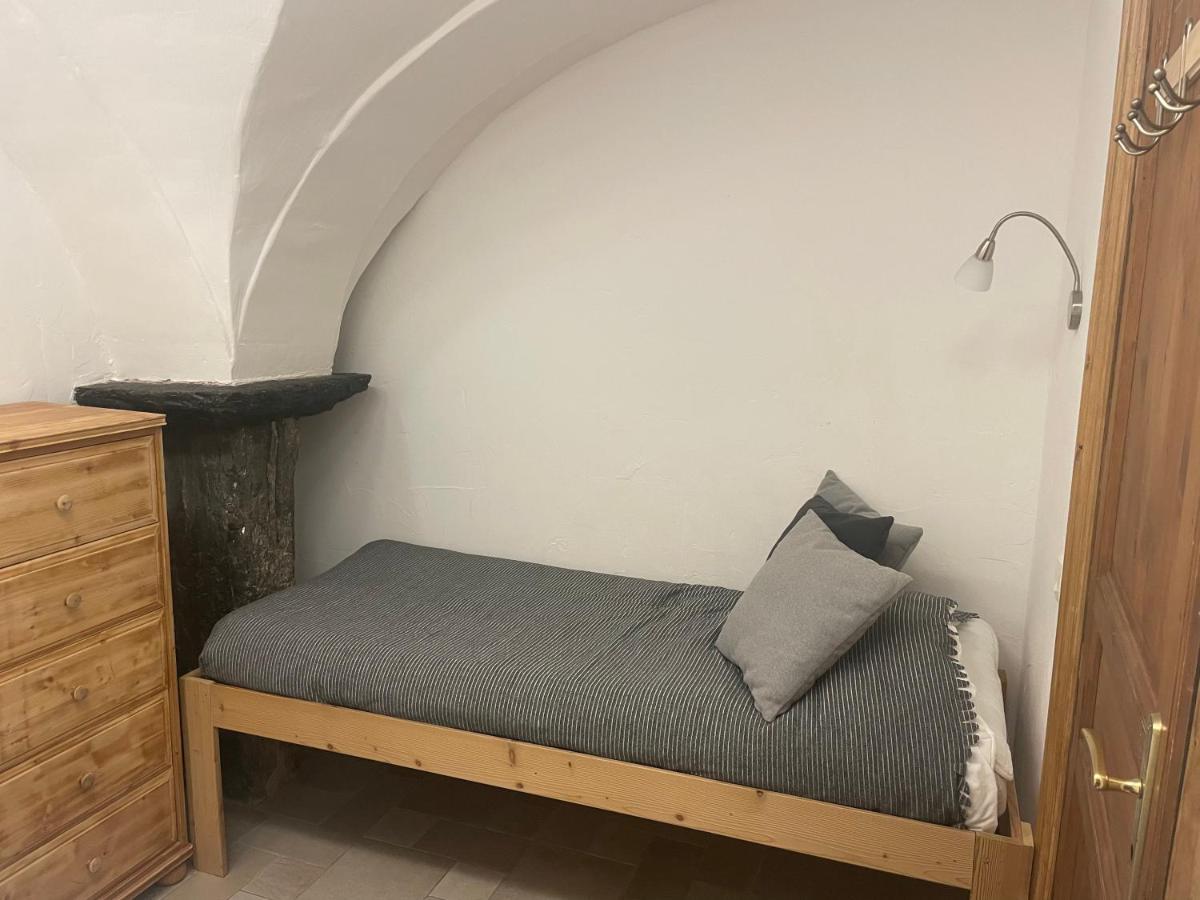 Les Allues Two Bedroom Apartment La Voute, Chandon Near Meribel - Sleeps 4 Adults Or 2 Adults And 3 Children מראה חיצוני תמונה